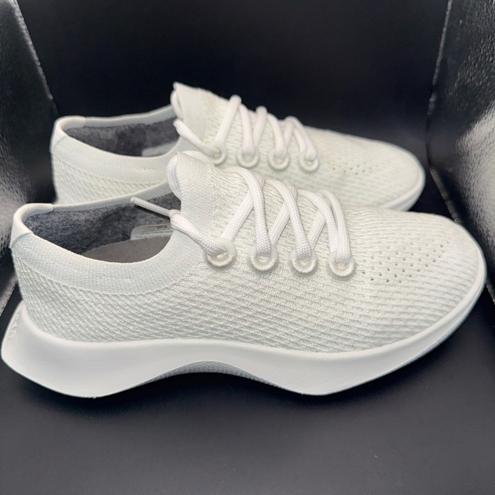 Size 6 - Allbirds White Dasher 2 Triple White, 0420RM1, Very Clean, No Box, Good - Picture 5 of 10